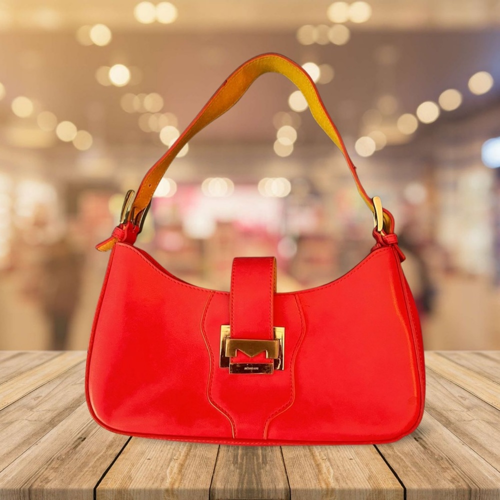 Mondani New York Strap Shoulder Bag
